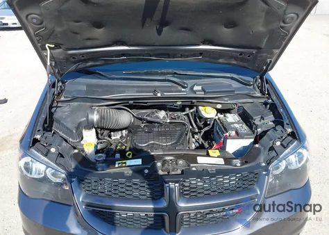 2019 Dodge Grand Caravan Gt z USA, uszkodzony, nr VIN 2C4RDGEG2KR694581